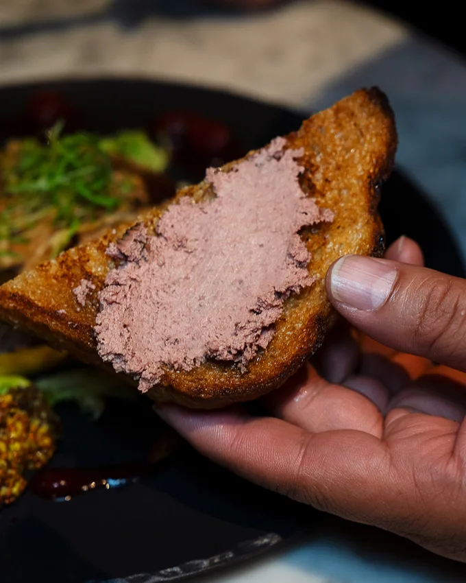 Thomsons Kitchen & Bar: Dinner and Breakfast Experience