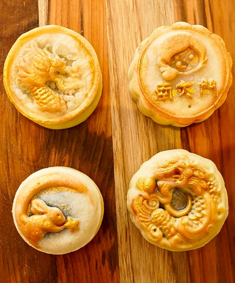 Mooncakes Vancouver 2024 + Restaurant Specials: Where to Buy, Flavours, Price