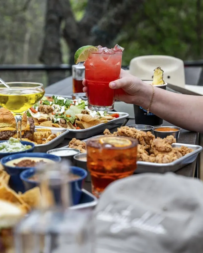 Best Spots to Watch Football in Austin this Season