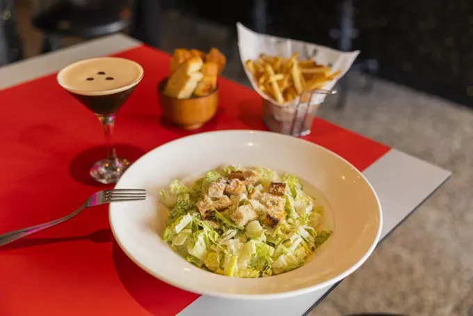 Discover South Florida&rsquo;s &ldquo;It Girl&rdquo; Dining Trend