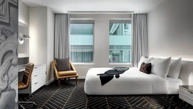 Fall into Luxury at W Montr&eacute;al for Your Holiday Getaway