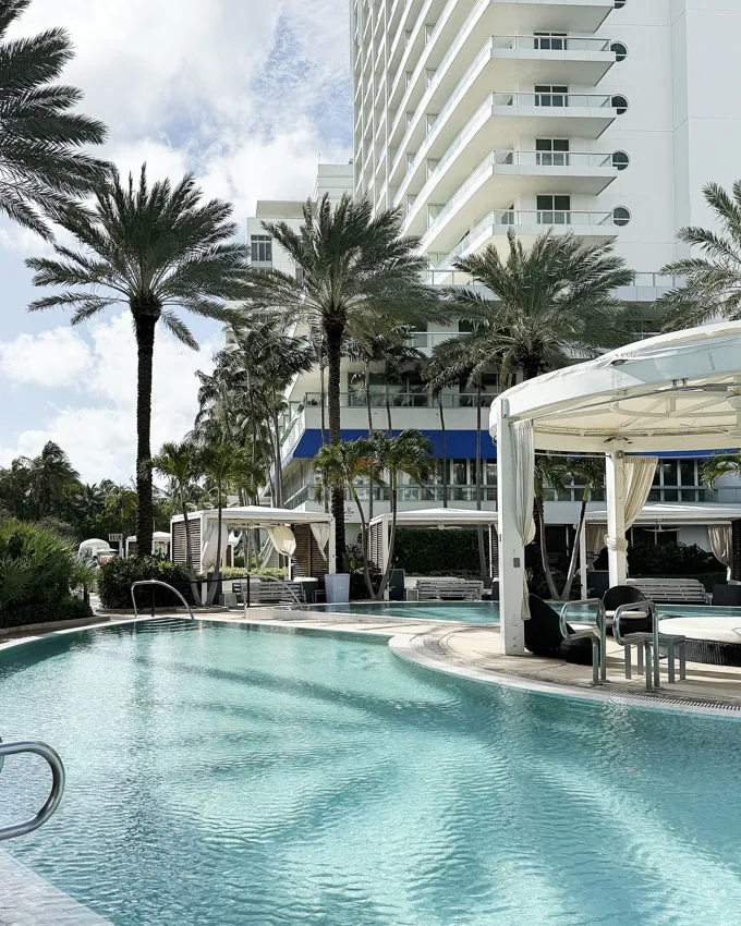 Fontainebleau Miami Beach: An Iconic Escape with a Showstopping Pool