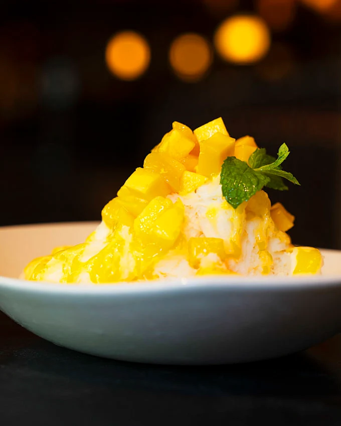 Din Tai Fung Introduces Shaved Snow with Fresh Mango in Vancouver