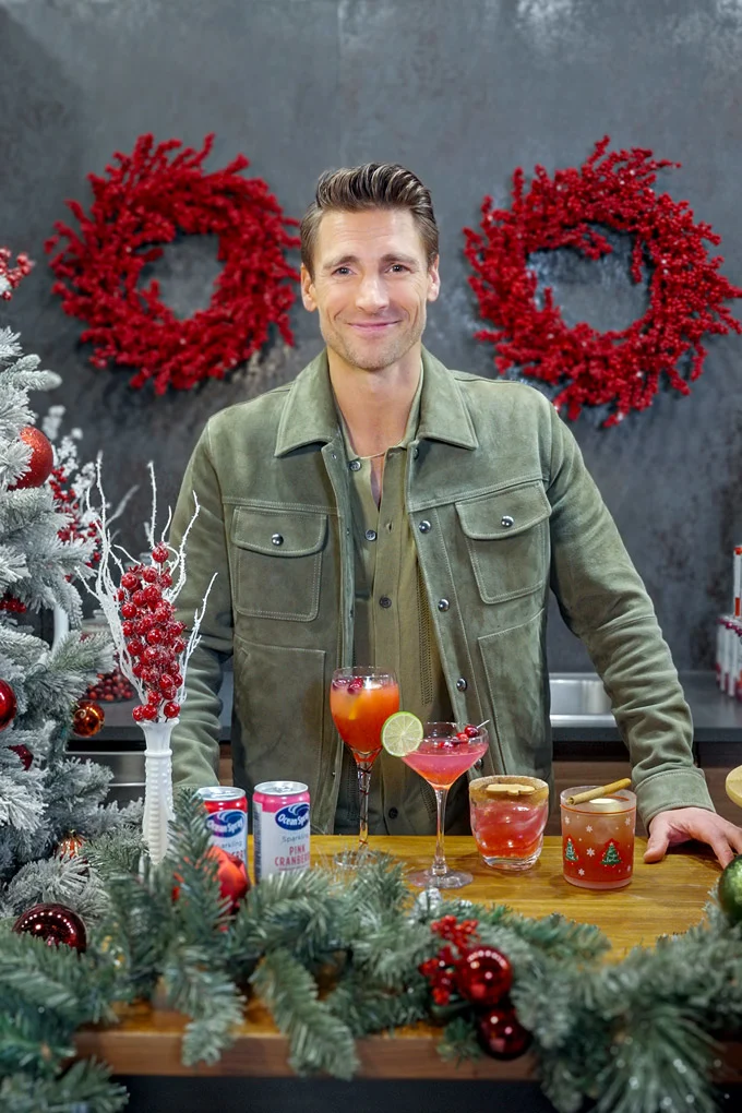 Sparkling Cranberry Mocktails to Celebrate the Season