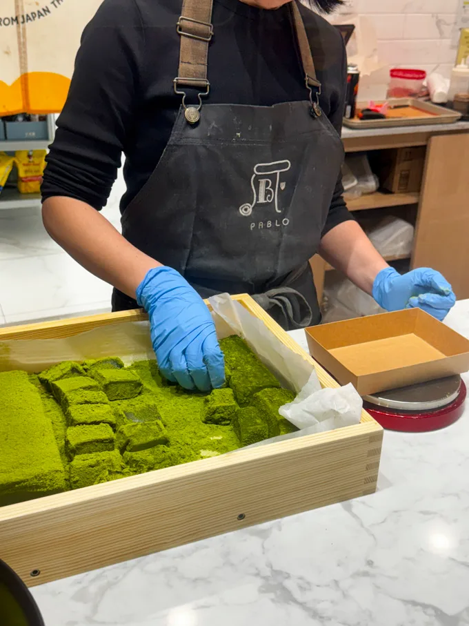 Japan&rsquo;s Viral Warabi Mochi Pops Up in Vancouver