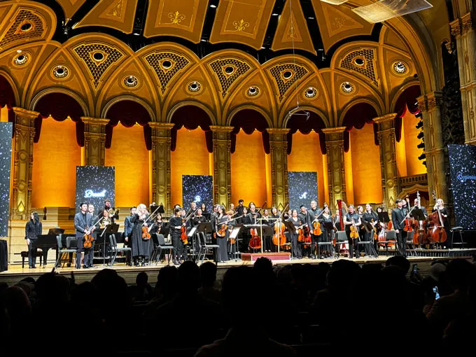 Orpheum Theatre in Vancouver: Food and Drink Options