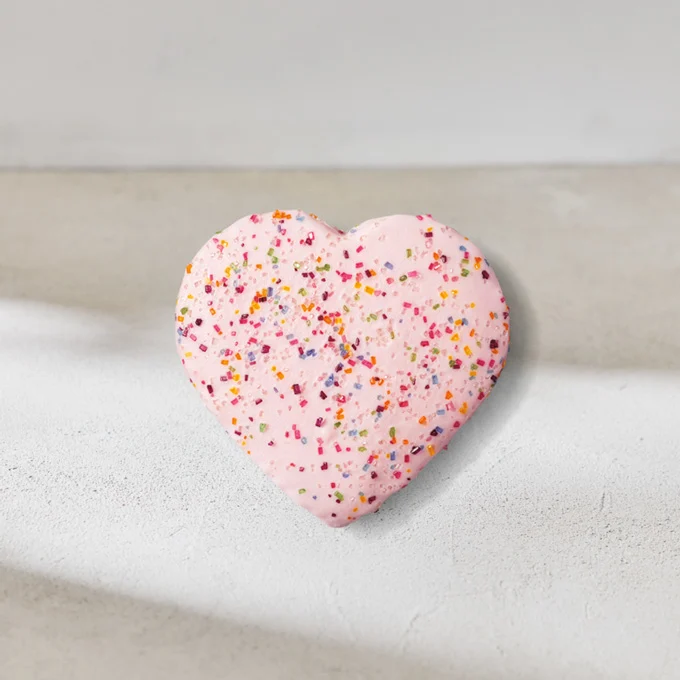 Starbucks Canada Launches Caramel Protein and Dubai Chocolate Drinks