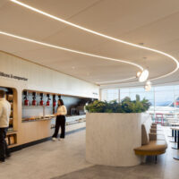 New Air Canada Caf&eacute; Opens at Vancouver International Airport