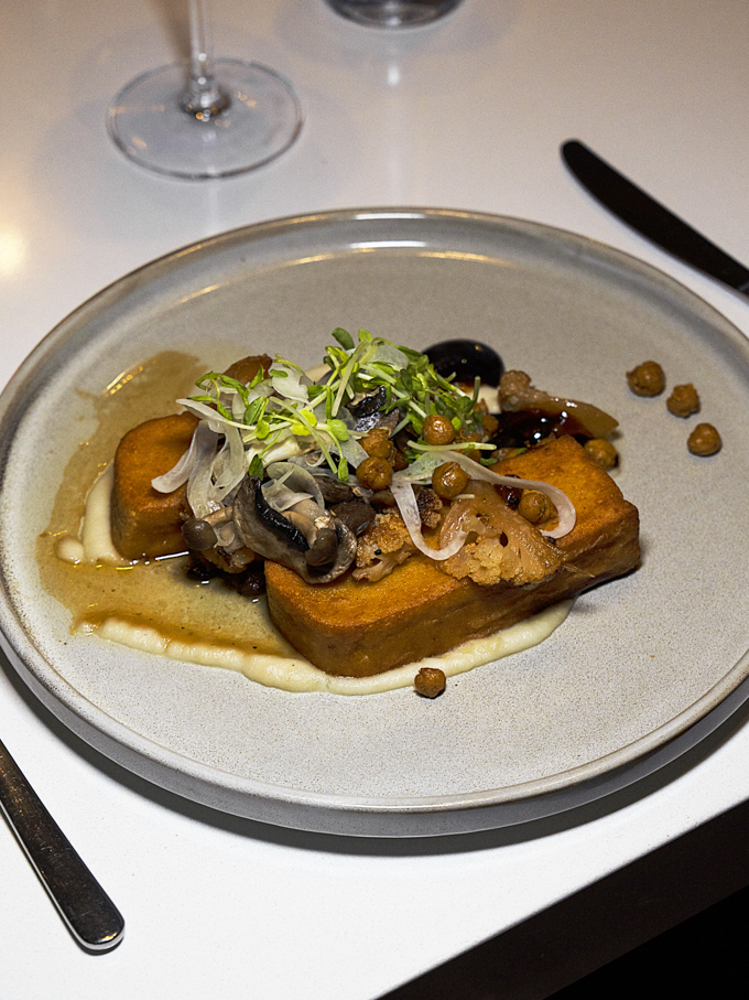 ARC Restaurant, Fairmont Waterfront A La Carte Dining Experience