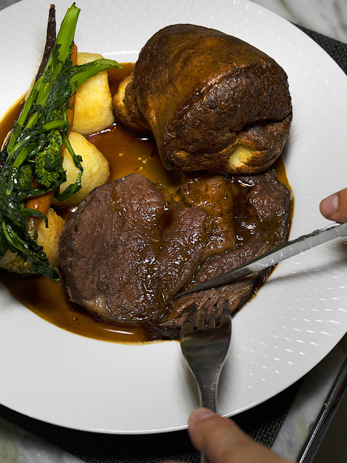 Sunday Roast Dinner at Hawksworth Restaurant Vancouver